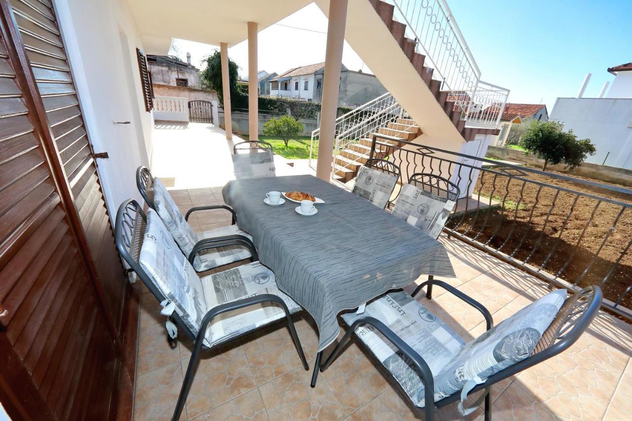 Apartmani Dubravka Bibinje Exterior photo